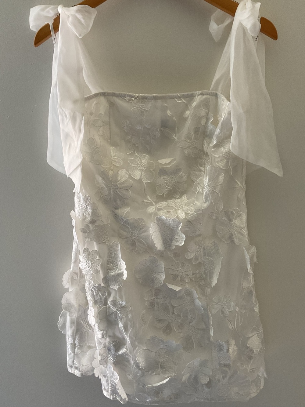 Lulus Emphatically Adorable White 3D-Floral Tie-Strap Mini Dress Medium - Picture 5 of 15